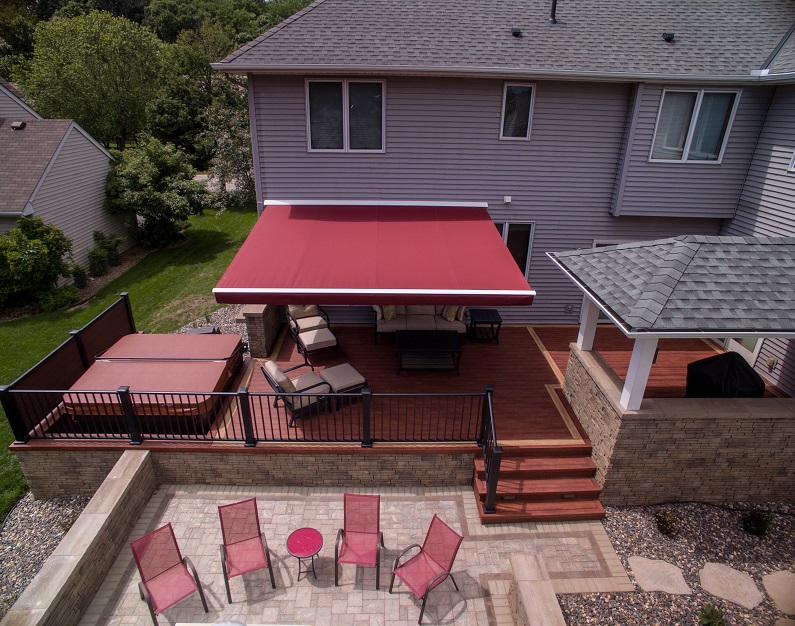 There are many pros & cons to patio awnings but generally, the pros well outweigh the cons of patio awning ownership.